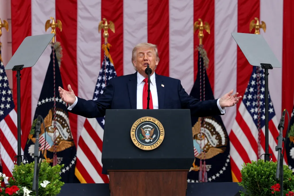 Trump delivers remarks during a Memorial Day ceremony at Arlington National Cemetery on May 25, 2026 in Arlington, Virginia.