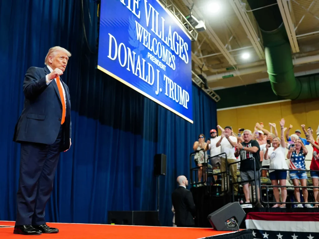 Screaming Trump threatens event venue over soft mic volume