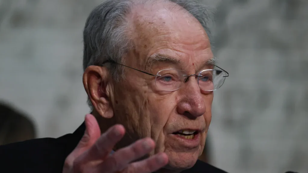 WSJ sounds alarm on ‘extortion’ deal Congress cut to bail out Trump’s tariff mess