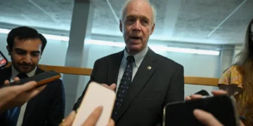 MAGA senator floors onlookers with bonkers conspiracy: ‘Dumbest person in the Senate’