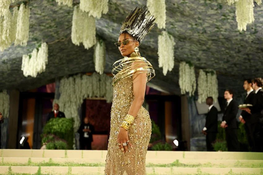 Ciara channeling the Egyptian Queen Nefertiti in Celia Kritharioti. Source: Getty
