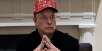 WSJ reports Elon Musk’s Grok is decreasing in popularity, even among its competitors