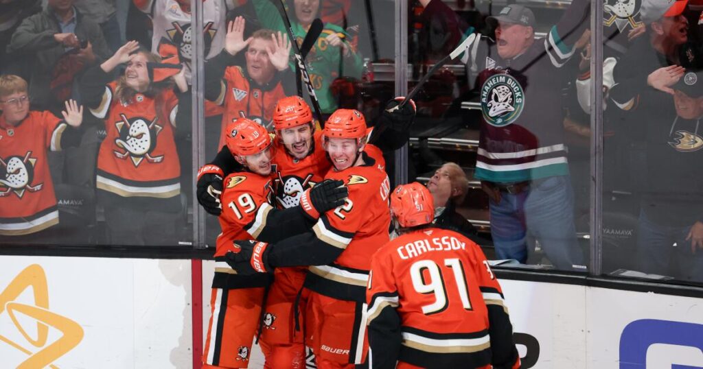 Ducks surge past Oilers in Game 6 to advance to second round of playoffs