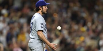 Will work for free? Trevor Bauer hypothetically offers to sign a ‘$0 salary’ deal with any MLB club