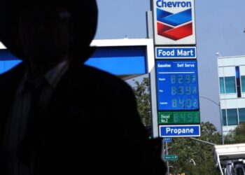 Newsom blames Chevron for California’s gas-price problem