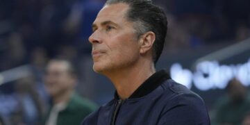 Lakers continue retooling of organization with plans for more hires