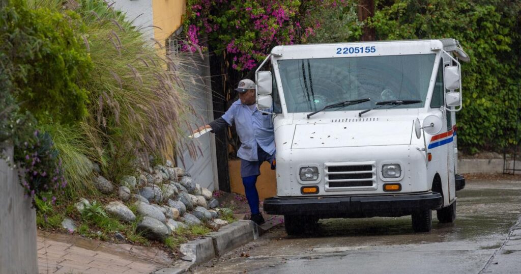 Los Angeles tops nation in dog attacks on postal workers, again