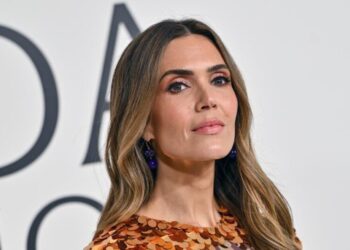 Mandy Moore joins the mommy group discourse, says Ashley Tisdale’s scathing essay ‘cuts to the core’