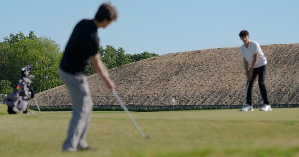 White House East Wing debris dumped at nearby golf course has toxic metals, a report says