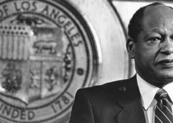 L.A. politics fractures amid dissatisfaction, frayed alliances, generational conflict