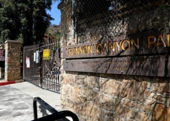 Rescuers airlift hiker by helicopter out of Runyon Canyon; man is in grave condition