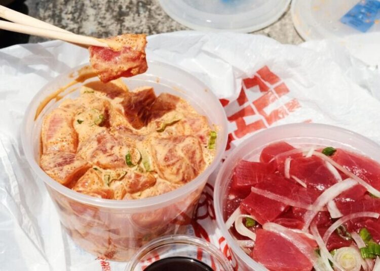 Find some of L.A.’s best new poke in a Koreatown parking lot