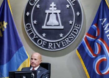 How a ‘toxic’ City Hall was unraveled by ‘very horrible’ anonymous letters