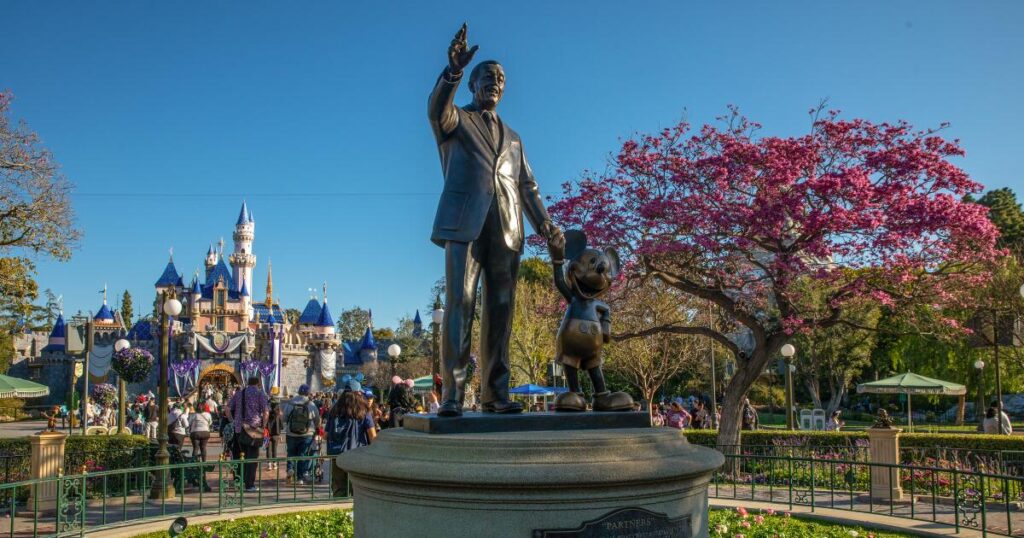 Disney fans will soon get to order Disney-themed license plates that help children’s hospitals
