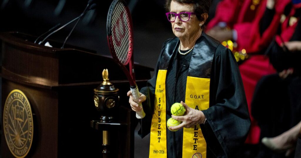 Tennis great Billie Jean King graduates from Cal State L.A. 65 years after enrolling
