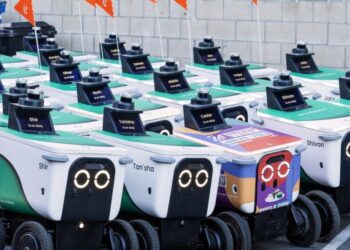 Growing fleet of delivery bots spreads to 40 L.A. neighborhoods