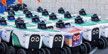 Growing fleet of delivery bots spreads to 40 L.A. neighborhoods