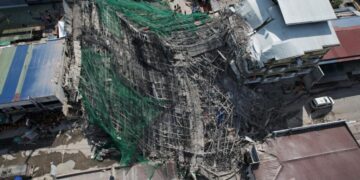 Building under construction in Philippines collapses, leaving 1 dead and 21 trapped