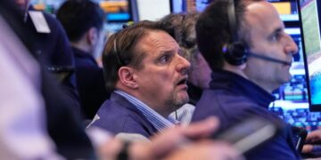 Oil prices keep swinging, and so do stocks worldwide