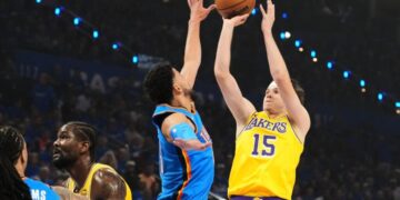 Show Austin Reaves the money? Lakers might have second thoughts after Game 1 meltdown