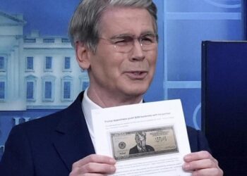 Treasury Secretary Bessent confirms limited steps toward a $250 bill featuring Donald Trump