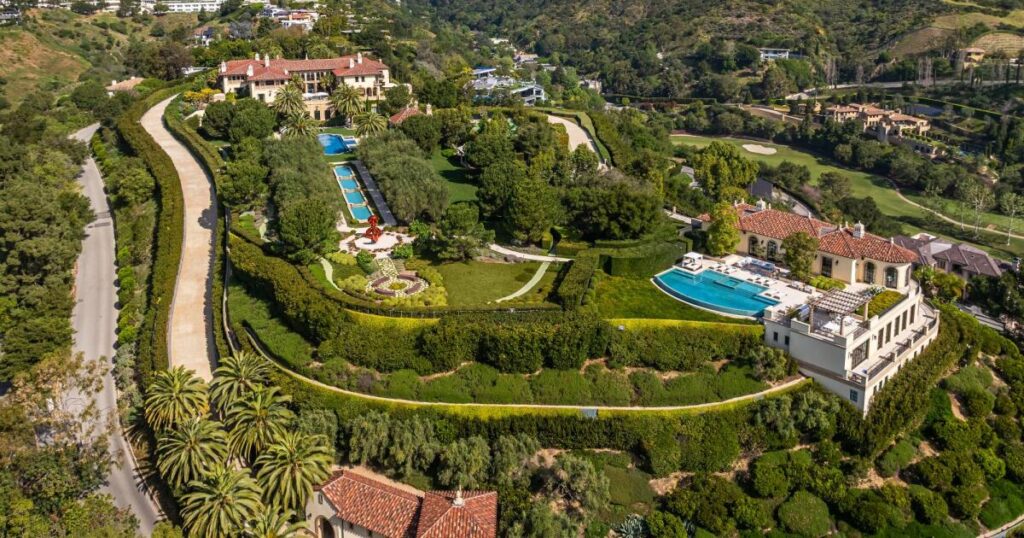 In Bel-Air, a $400-million mega-mansion aims for the national price record