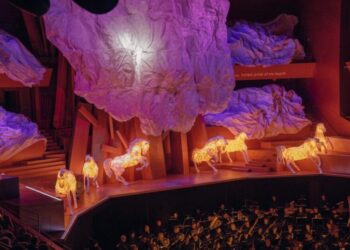 Die Walkure, Gustavo Dudamel and Frank Gehry attempt Wagner history at Disney Hall
