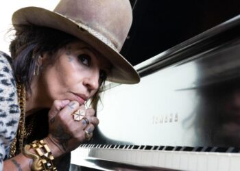 She’s written hits for everyone else. Now, at 62, Linda Perry is ready for herself