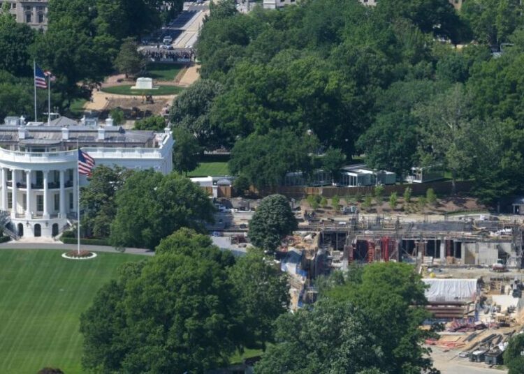 Senate parliamentarian deals blow to $1-billion security proposal for White House