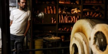 An Altadena glassblower lost his home to flames. In his studio, he’s forging something new