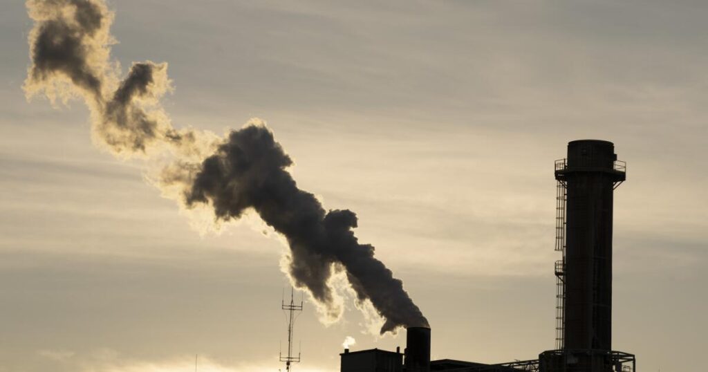 Several people suffer burn, inhalation injuries when tank implodes at Washington pulp and paper mill