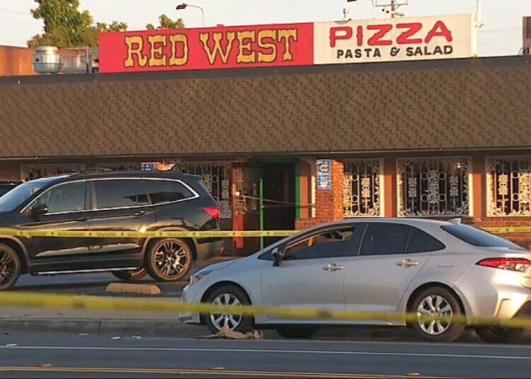 Man shot and killed while breaking up fight at Wilmington pizza shop