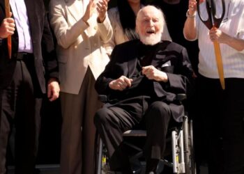 John Williams returns to North Hollywood High, which honors him with new performing arts center