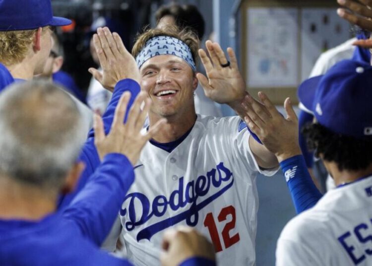 Will Smith and Alex Call help Dodgers overcome mistakes in win over Giants