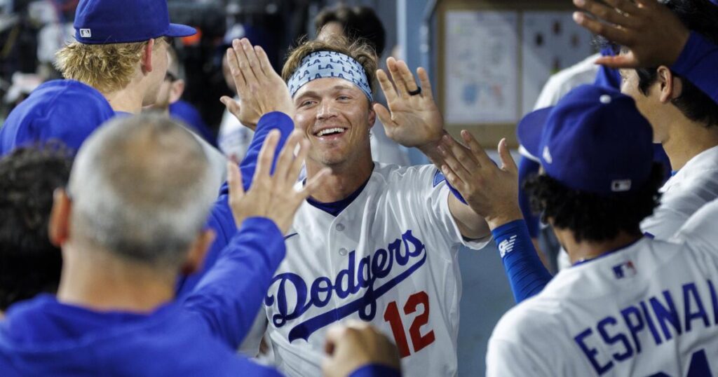 Will Smith and Alex Call help Dodgers overcome mistakes in win over Giants