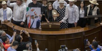 Her husband was slain for defying cartels. Can she carry on his fight?