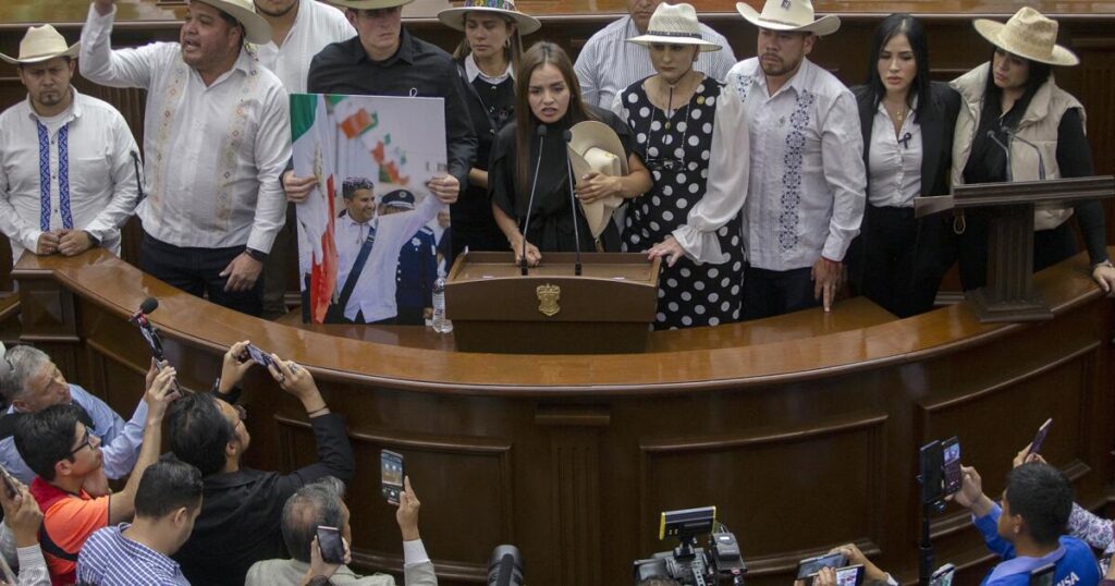 Her husband was slain for defying cartels. Can she carry on his fight?