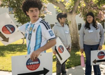 Trying to be ‘strategic,’ California Democrats wait to vote amid fears of governor’s lockout