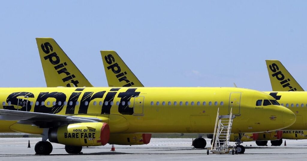 Spirit Airlines prepares to shut down without a government bailout