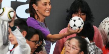 Mexico’s president sees ‘no issue’ with her country hosting Iran’s World Cup team during tournament