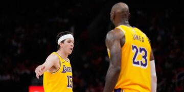 ‘There’s no quit.’ Lakers’ leadership, resilience shines through in series-clinching win