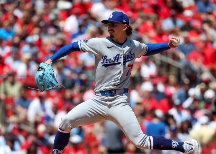 Justin Wrobleski shines as Dodgers defeat Cardinals to end losing streak