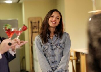 Olivia Rodrigo hosts ‘SNL’ and debuts new song, while Aziz Ansari takes on Kash Patel