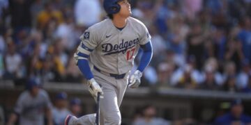 Dodgers’ Shohei Ohtani hits leadoff homer against Padres before taking the mound