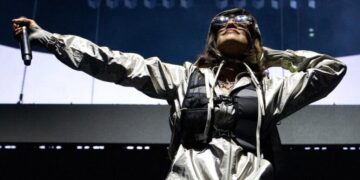 Kid Cudi cuts M.I.A. from tour after she says she ‘can’t do illegal’ in political rant on stage