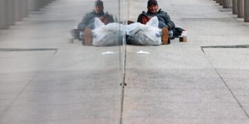 Avoiding a possible contempt ruling, L.A. agrees to increase homeless beds