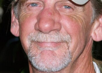 Former Santana vocalist Alex Ligertwood dies at 79