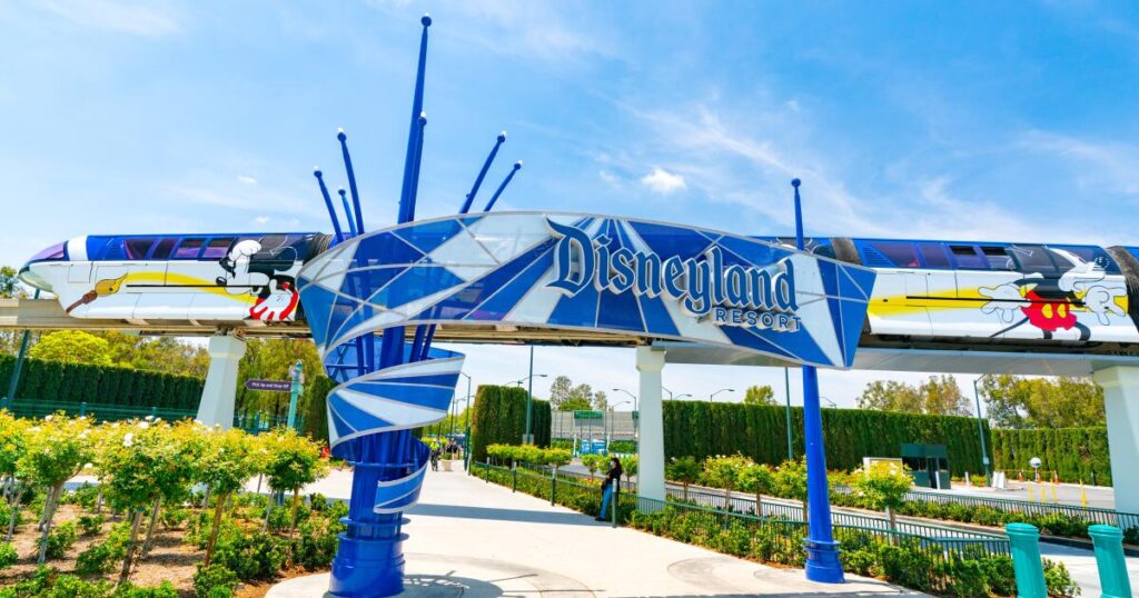 Disney’s theme parks revenue holds steady, despite national economic concerns