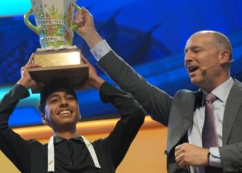 SoCal 14-year-old wins Scripps National Spelling Bee in tense tiebreaker