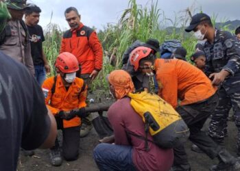 More bodies retrieved after Indonesian volcano eruption